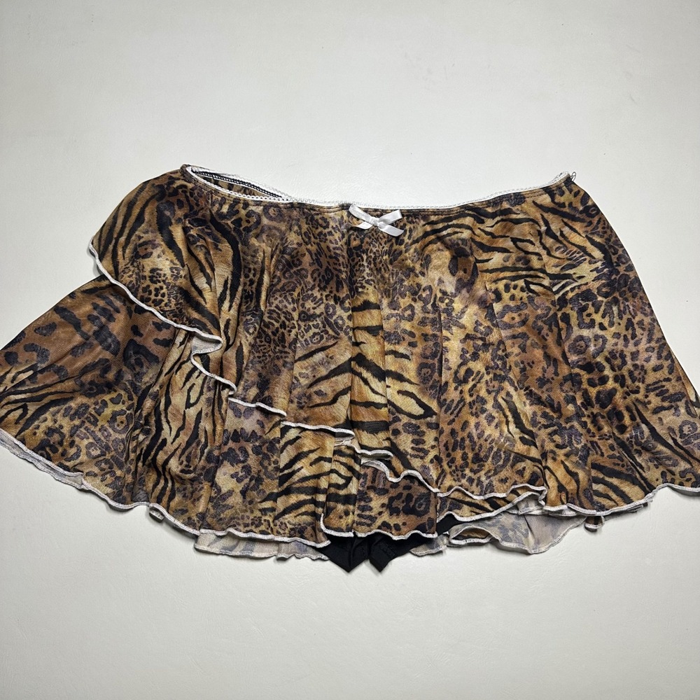 Cheetah Ruffle Mesh Skirt with White Bow and Trim Size Small Skirt with Shorts